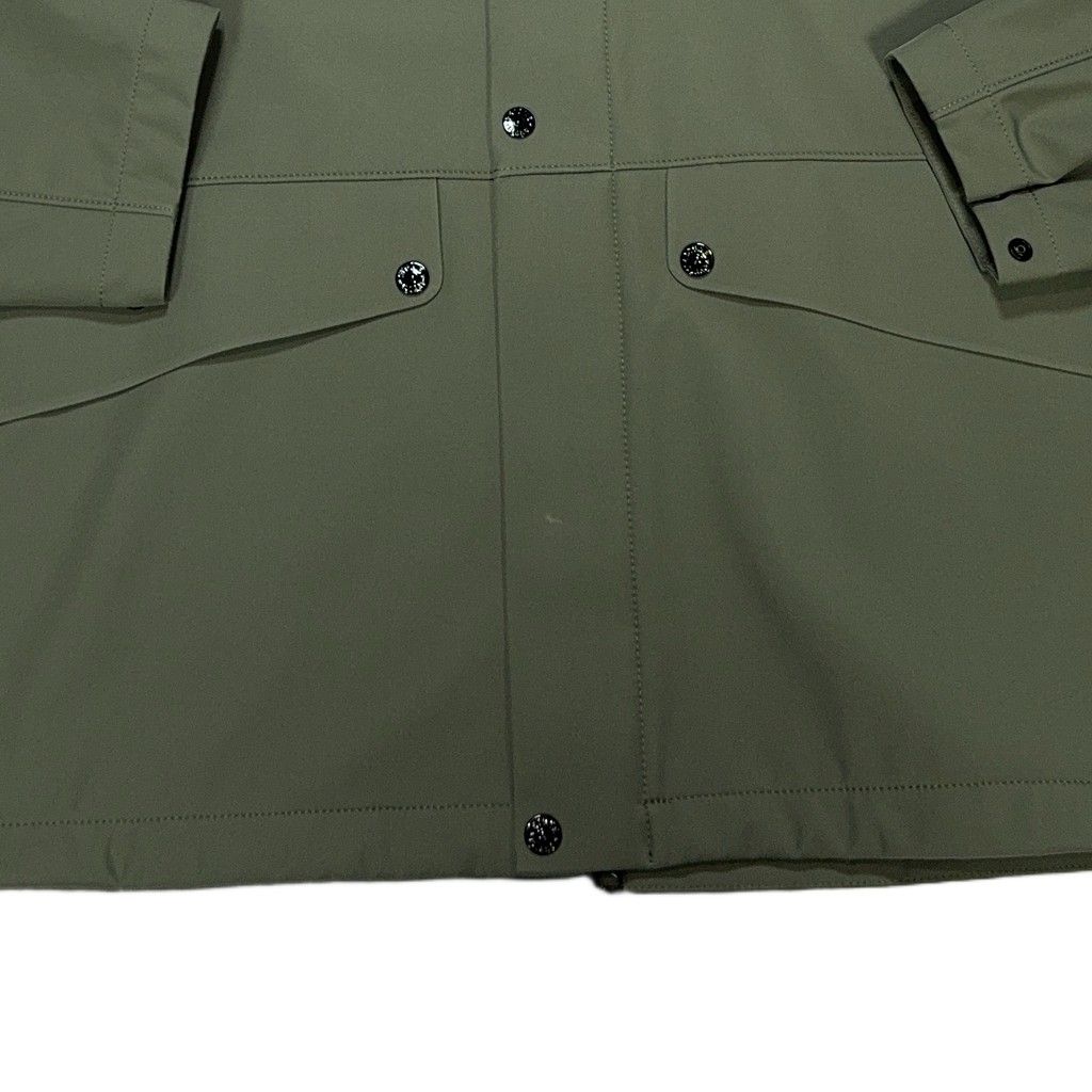 Stone Island Light Soft Shell-R e.dye Jacket – Green