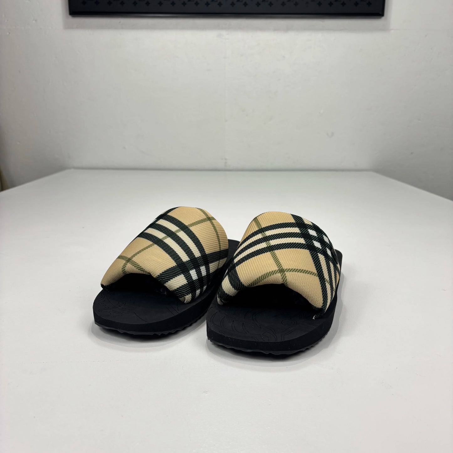 Burberry Beige Check Design Padded Sliders