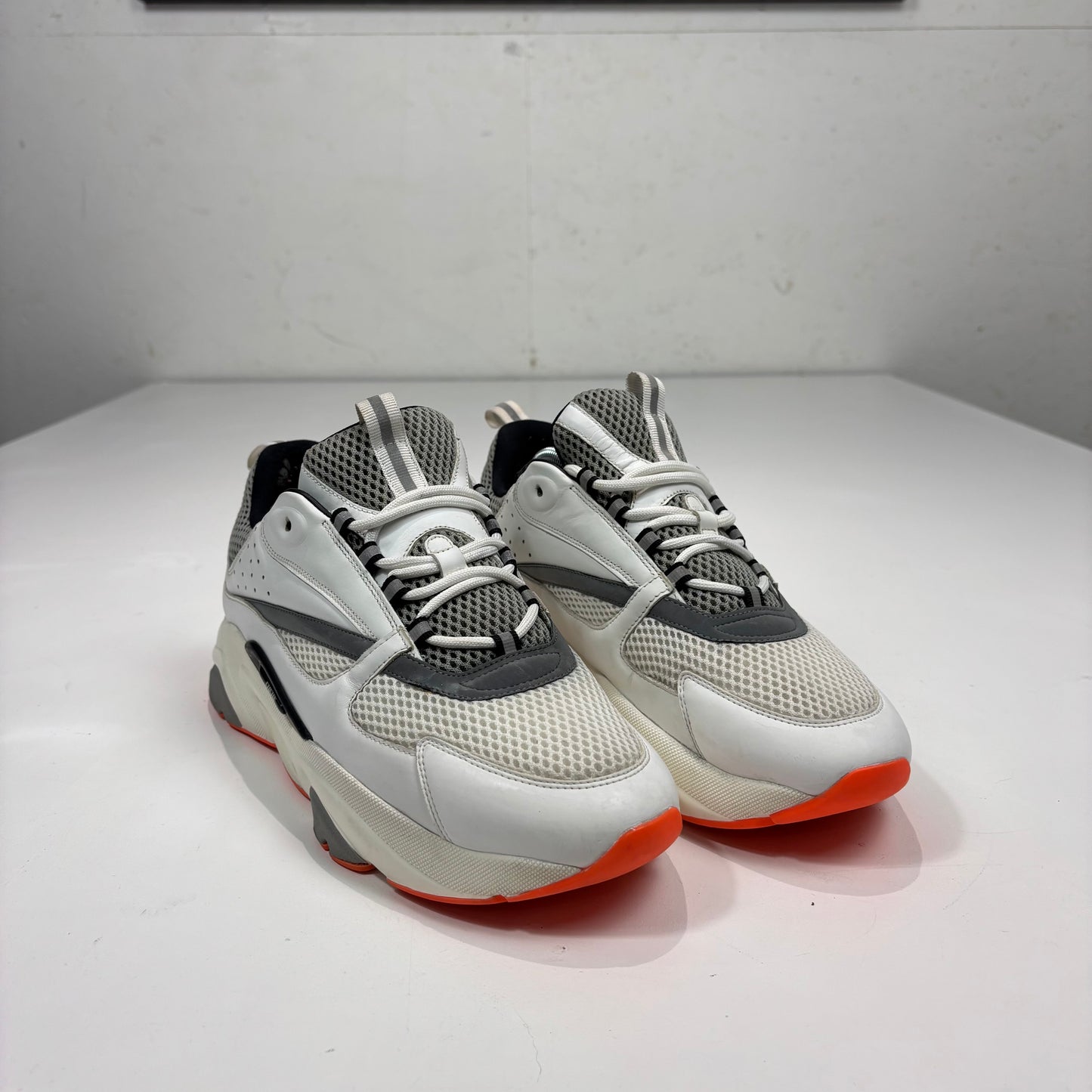 Dior B22 Men’s White and black Trainers