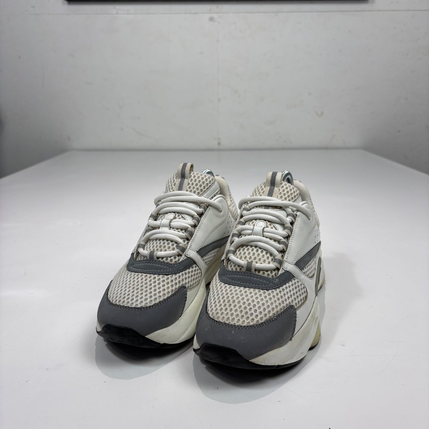 Dior B22 Men’s White Trainers