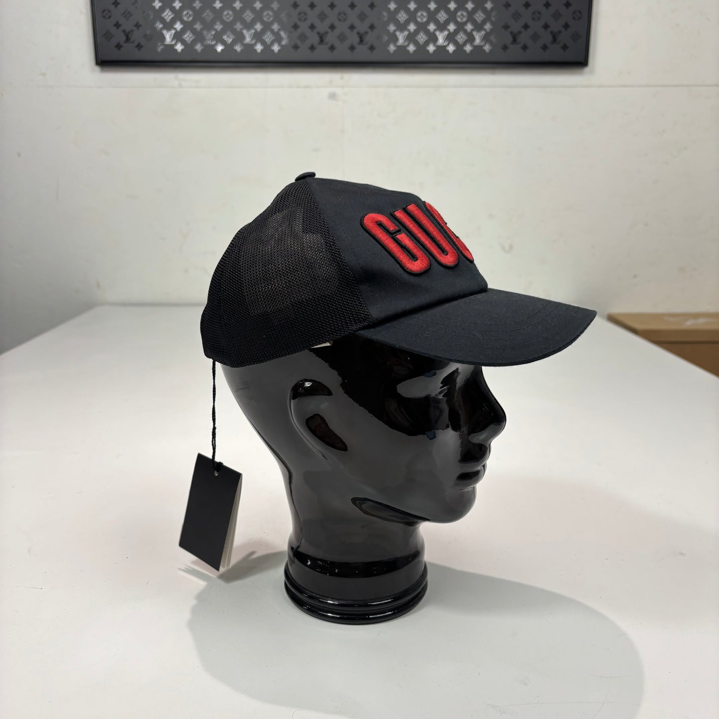 Gucci Black Logo Spell Out Embroidery Adjustable Hat
