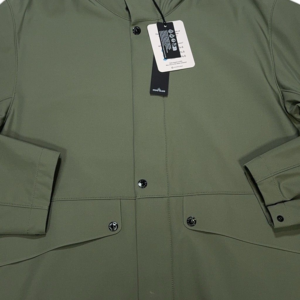 Stone Island Light Soft Shell-R e.dye Jacket – Green
