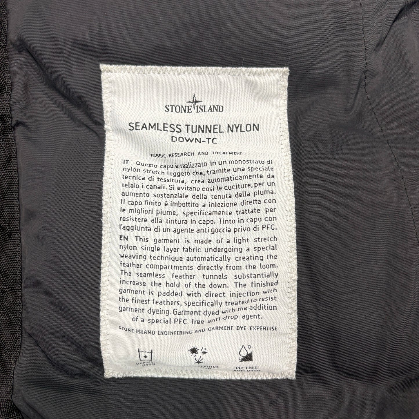 Stone Island Black Seamless Tunnel Nylon Down-TC Hooded Puffer Jacket