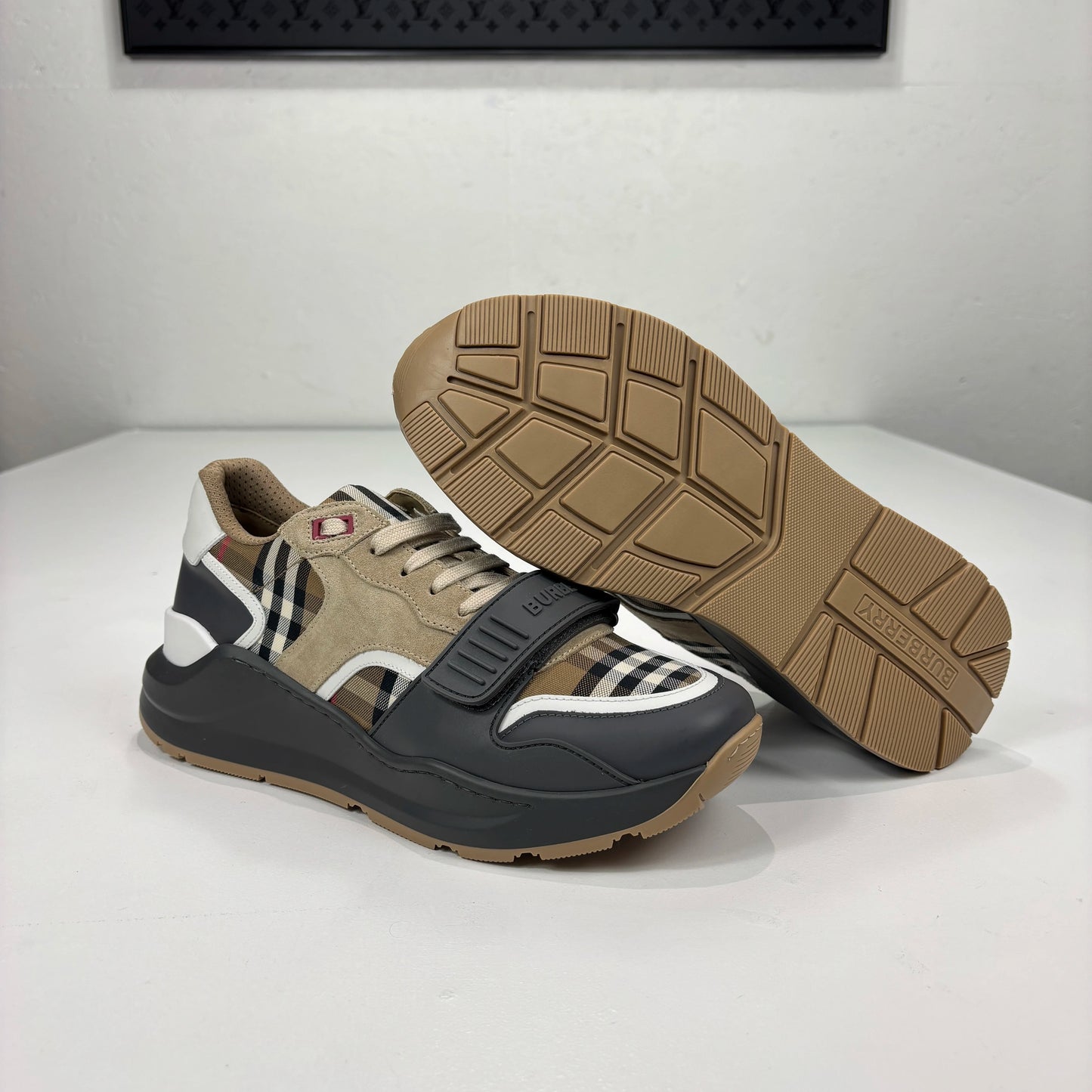 Burberry Beige Ramsey Check Trainers