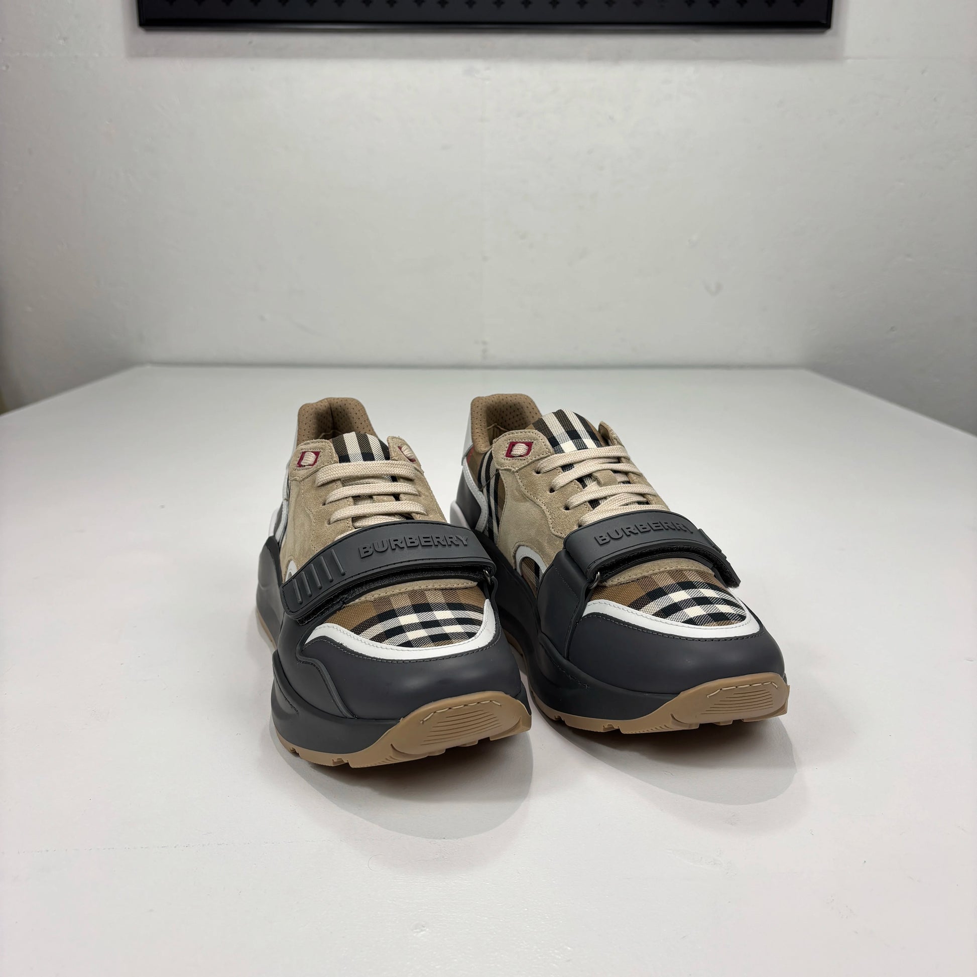 Burberry Beige Ramsey Check Trainers