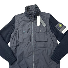Load image into Gallery viewer, Stone Island Black Naslan Light Watro With Primaloft And Removable Sleeves Coat
