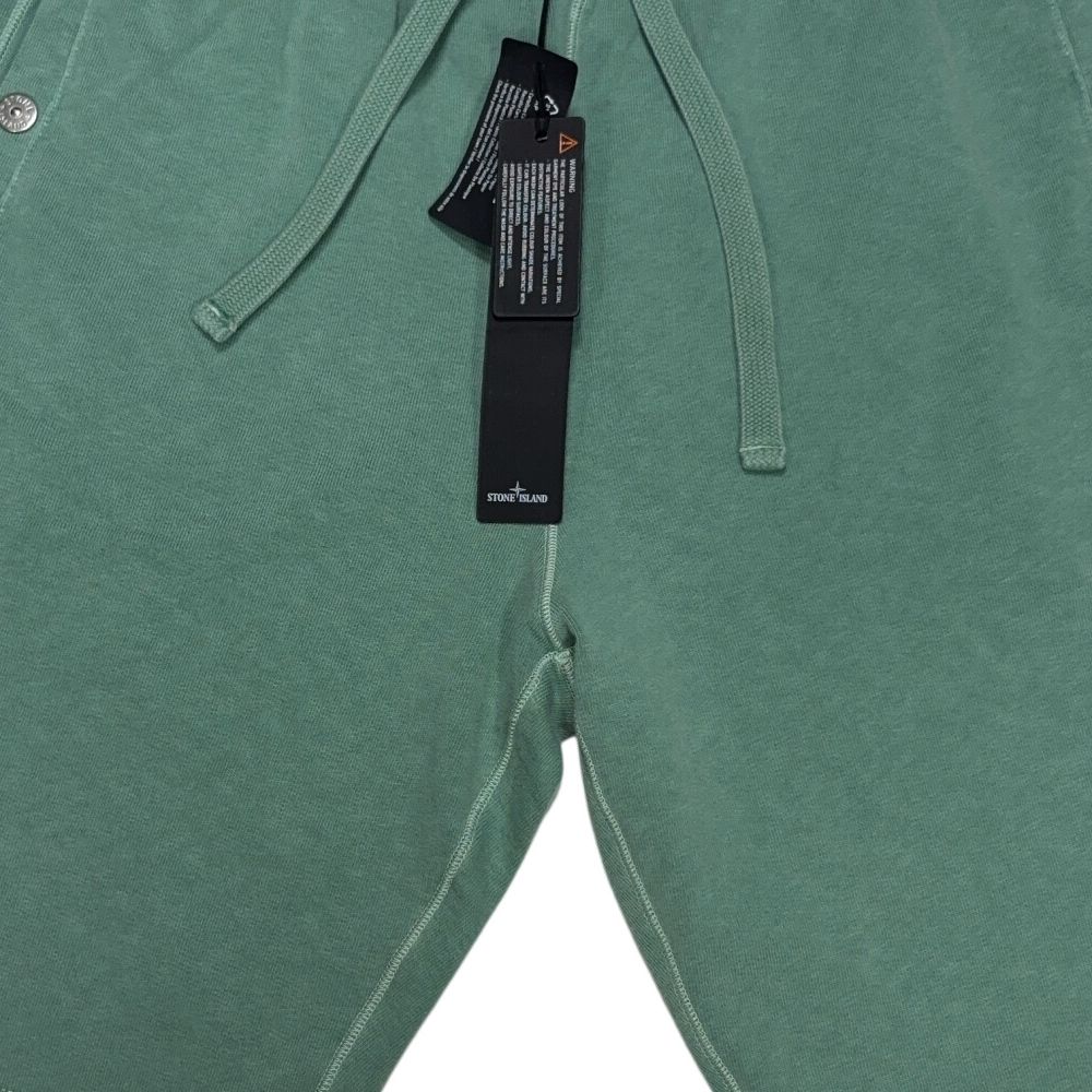 Stone Island Closed Loop Jogger Green Shorts