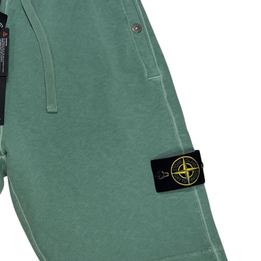 Stone Island Closed Loop Jogger Green Shorts