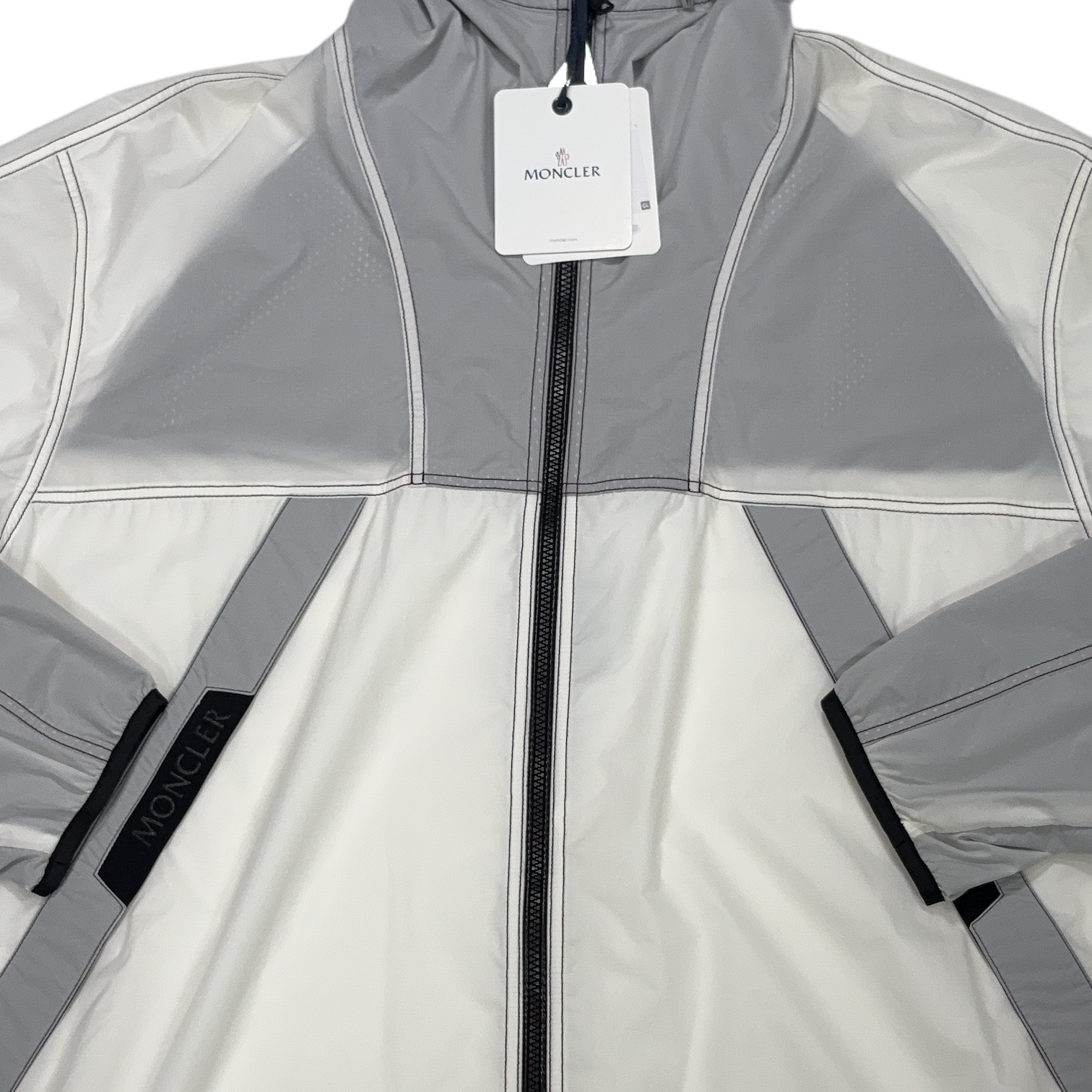 Moncler Doi Giubbotto White Jacket