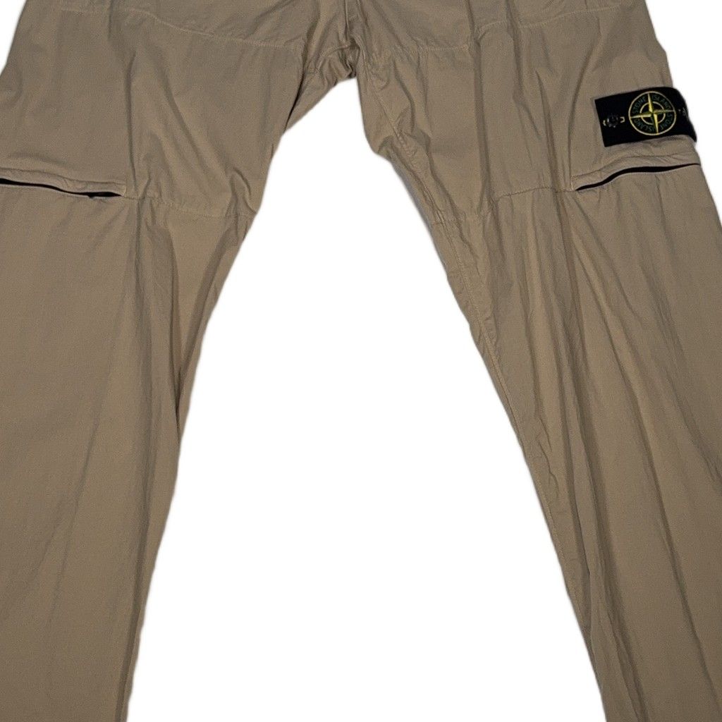 Stone Island Cargo Trousers – Beige