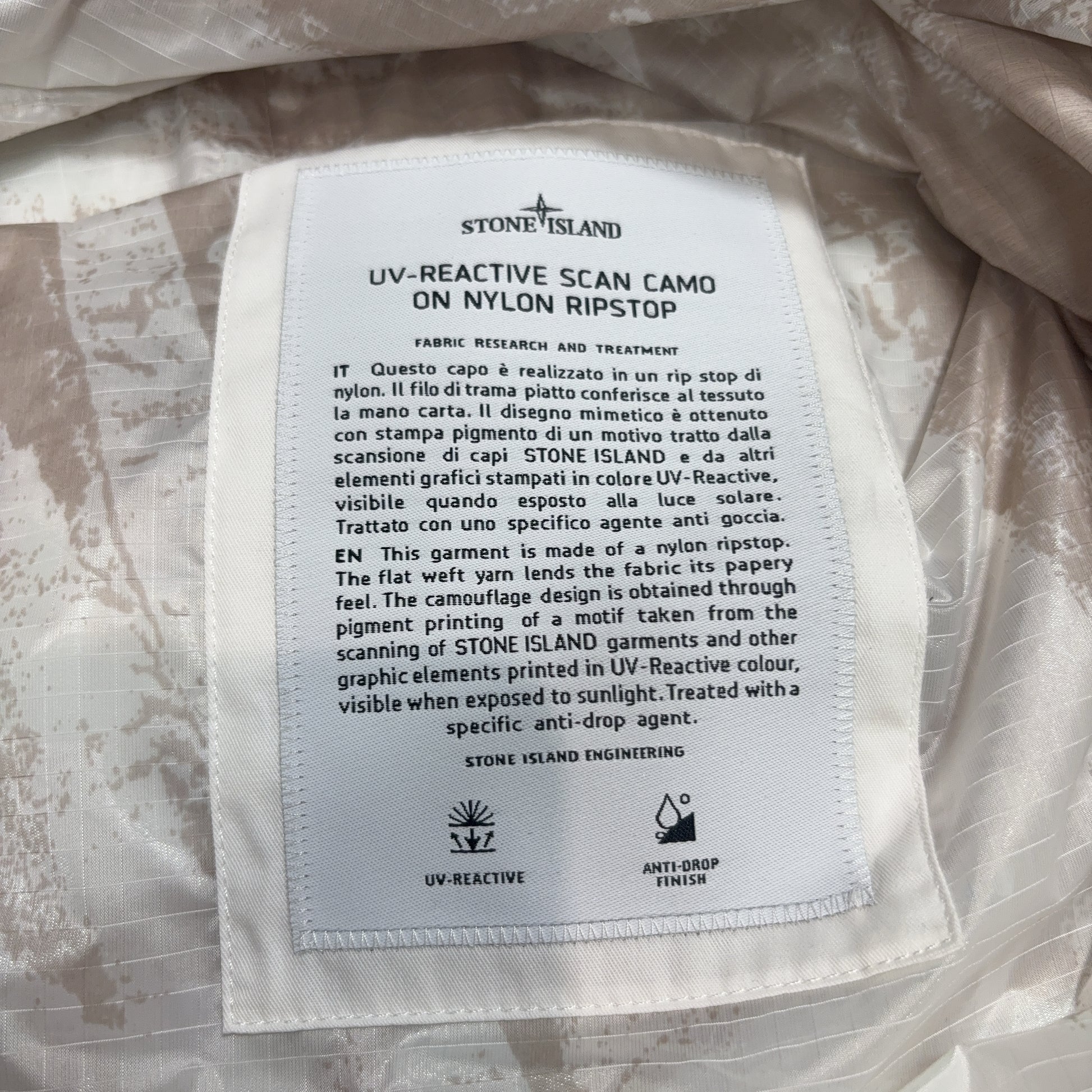 Stone Island UV - Reactive Scan Camo On Nylon Ripstop Beige Jacket