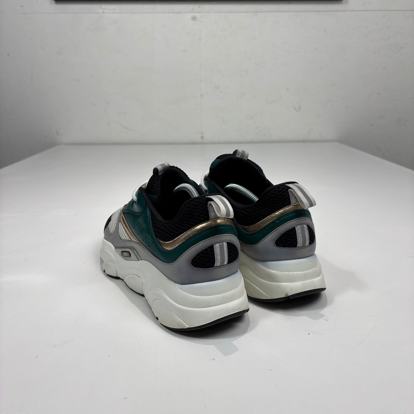Dior B22 Men’s Green and White Trainers