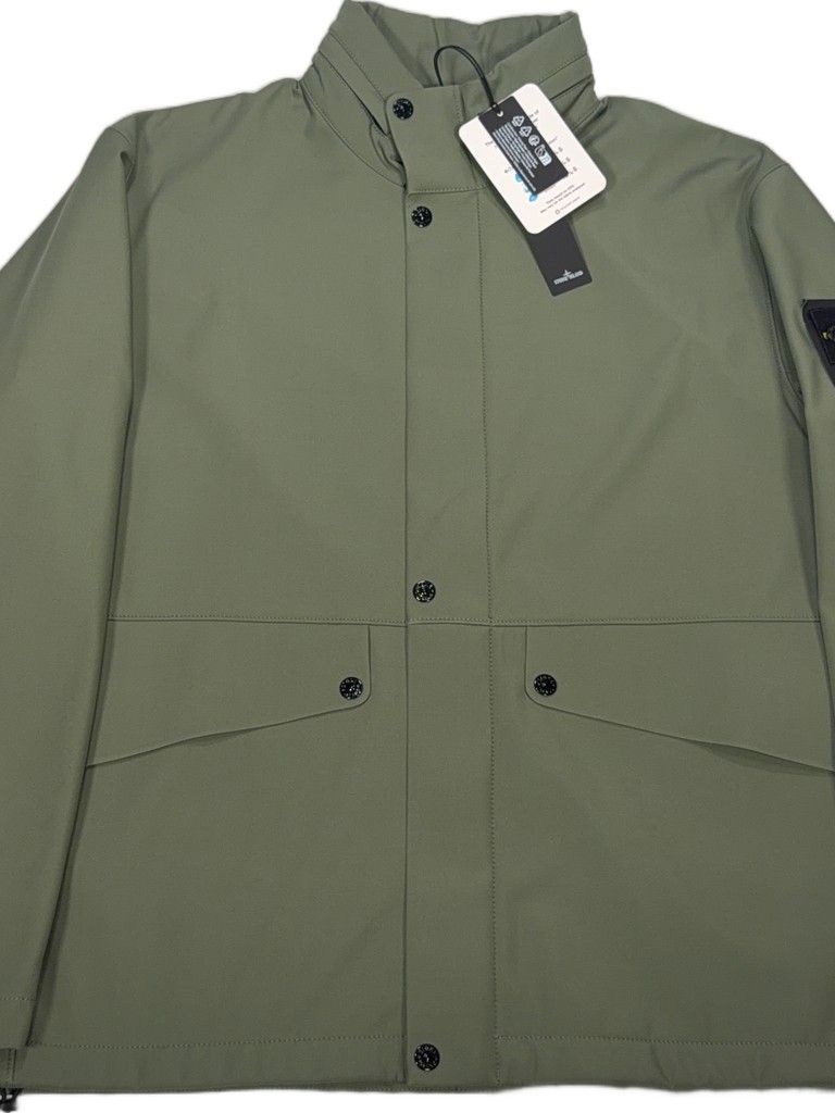 Stone Island Light Soft Shell-R Jacket – Green