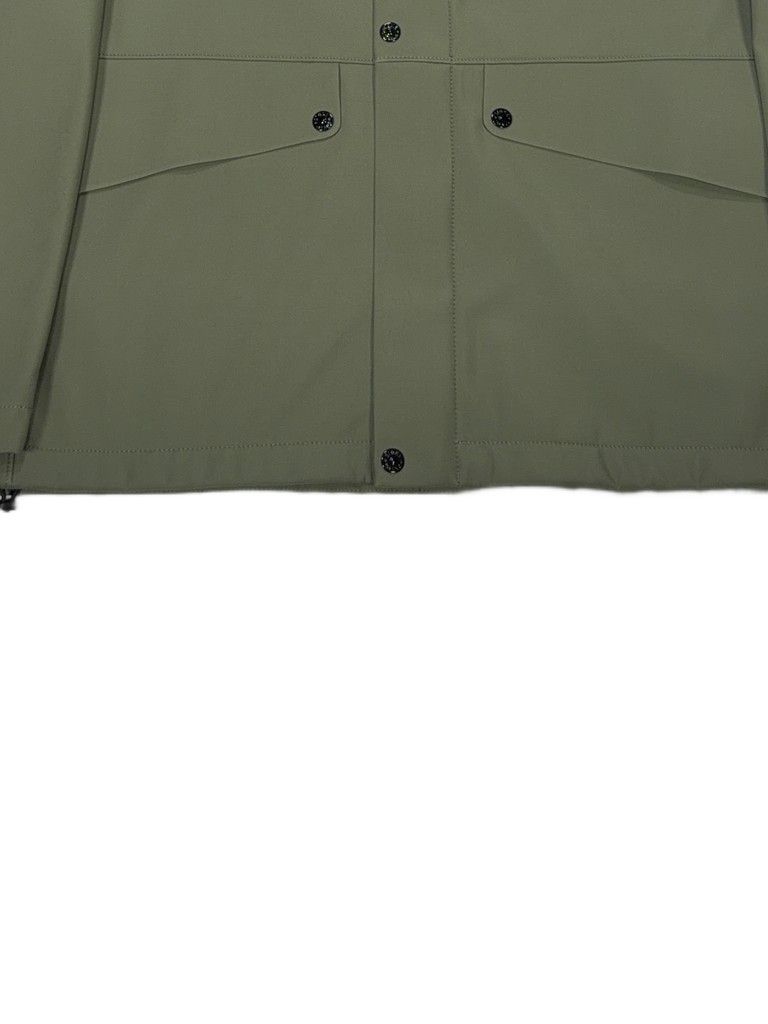 Stone Island Light Soft Shell-R Jacket – Green