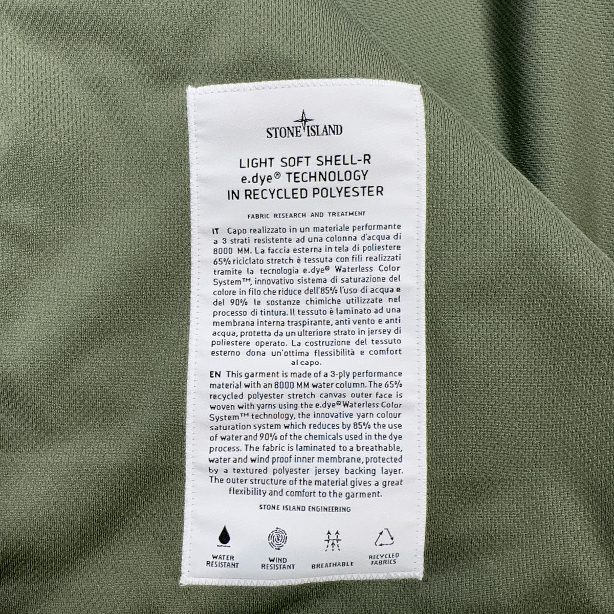 Stone Island Light Soft Shell-R e.dye Jacket – Green