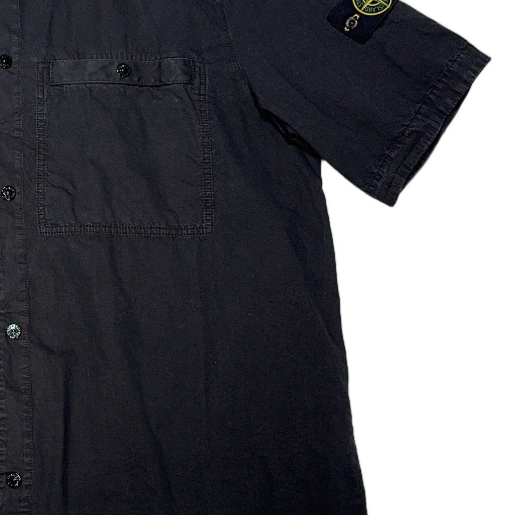 Stone Island Badge Short-Sleeve Shirt – Black