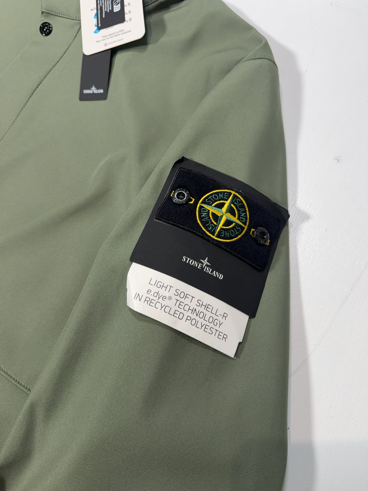Stone Island Light Soft Shell-R Jacket – Green