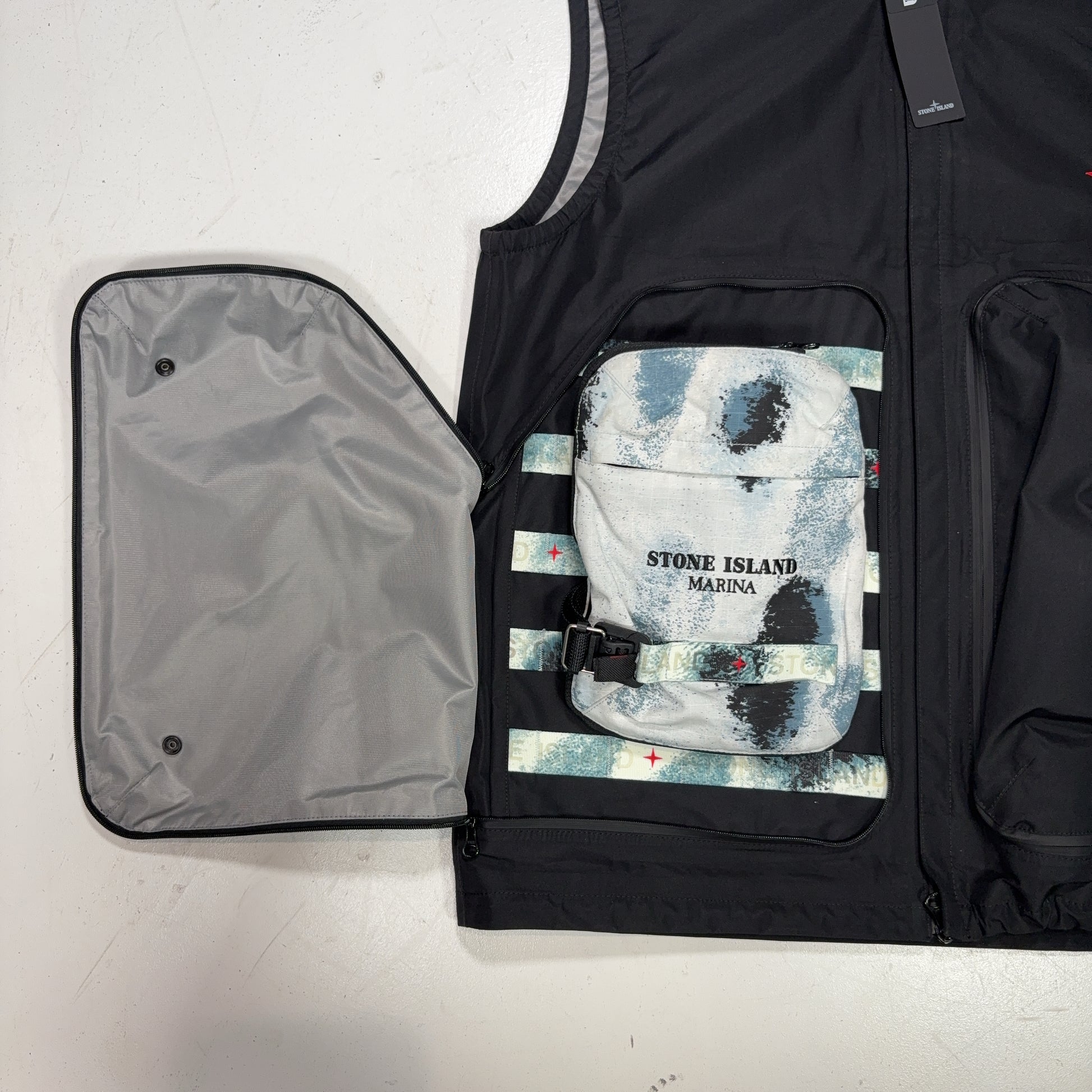 Stone Island 3L Gore-Tex In Recycled Polyester Black Jacket