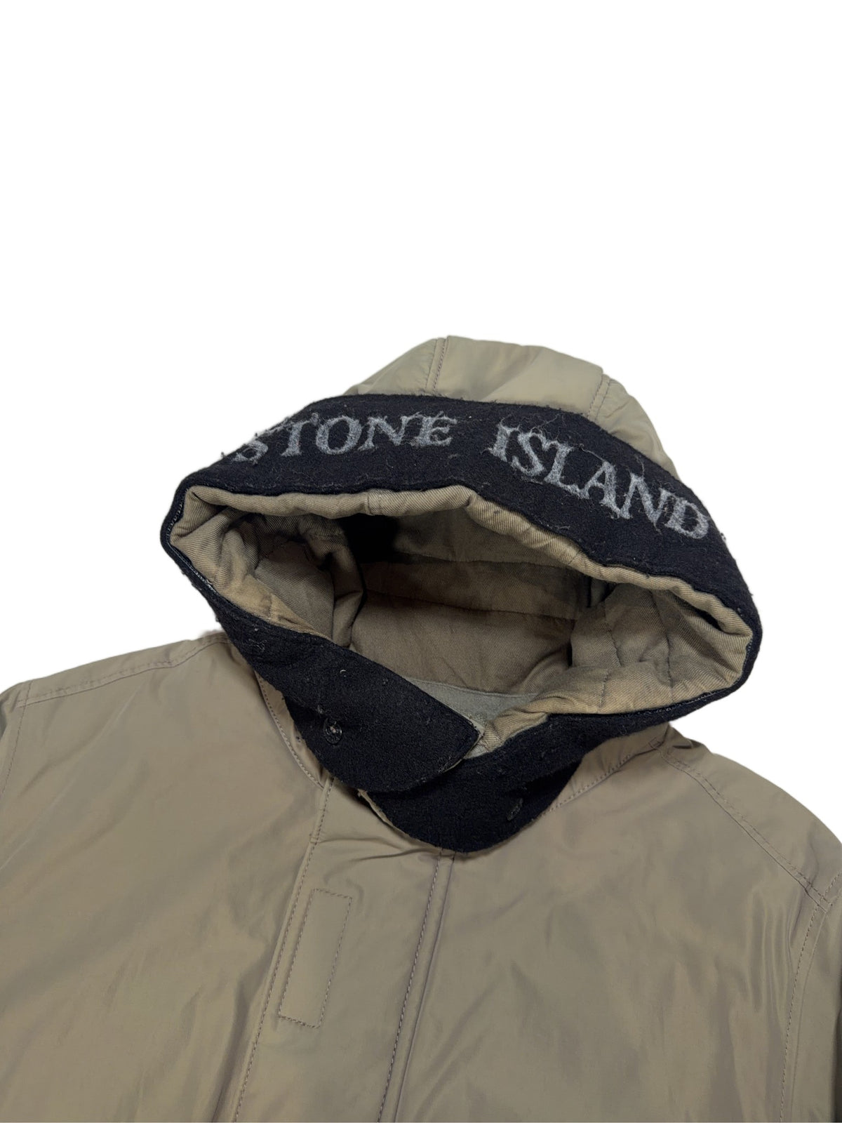 Stone Island Micro Reps PrimaLoft Parka – Beige